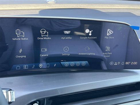 New 2026 Cadillac Vistiq Sport image 17