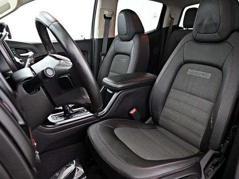 Used 2019 GMC Canyon All Terrain w/ Trailering Package image 5