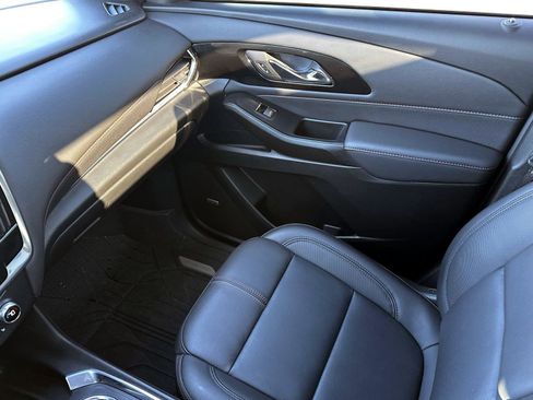 Certified 2024 Chevrolet Traverse RS w/ LPO, Floor Liner Package image 31