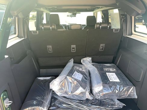 New 2025 Ford Bronco Badlands w/ Sasquatch Package image 11