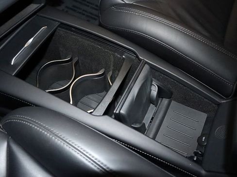 Used 2017 Tesla Model S 90D image 24