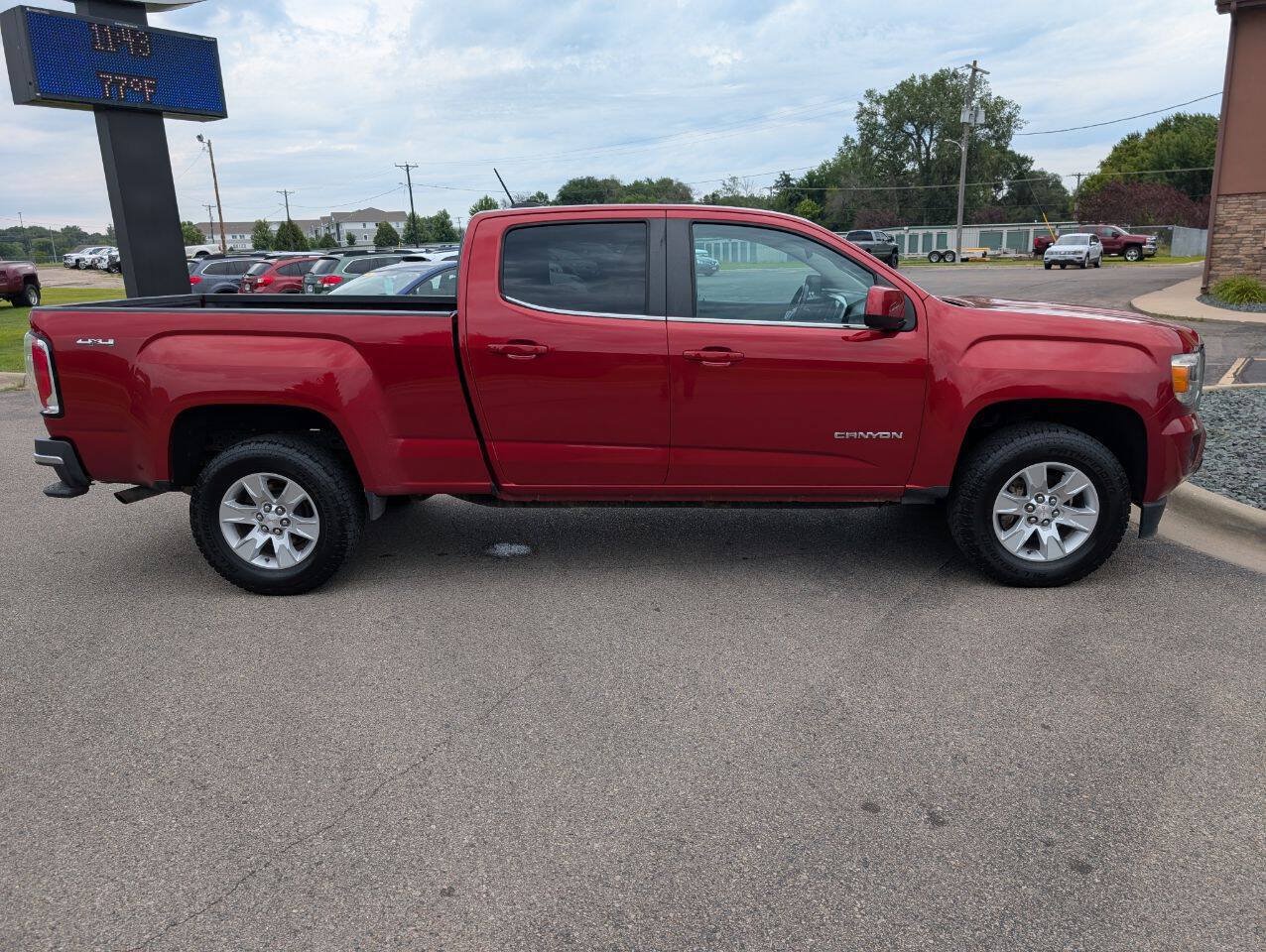 Used 2016 GMC Canyon SLE w/ SLE Convenience Package AWD/4WD image 11