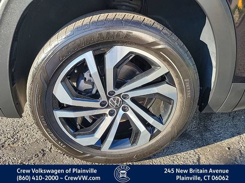 Used 2023 Volkswagen Atlas SEL AWD/4WD image 19