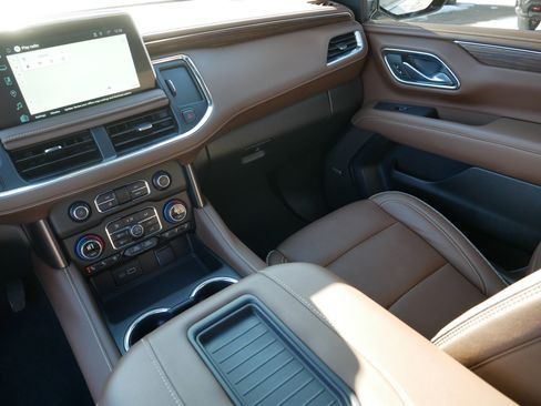 Certified 2024 Chevrolet Tahoe High Country image 11