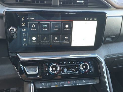 Used 2024 GMC Sierra 2500 Denali w/ Denali Reserve Package image 27