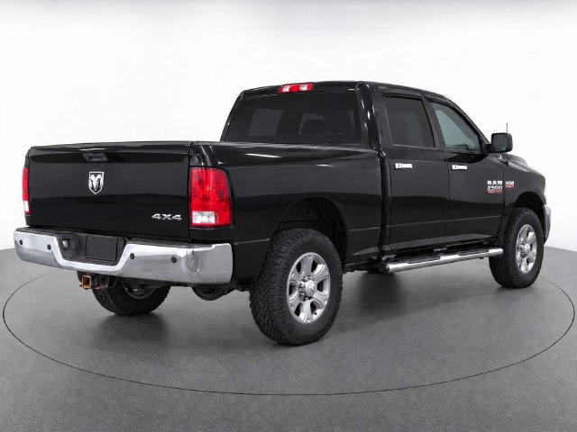 Used 2016 RAM 2500 Tradesman w/ Chrome Appearance Group AWD/4WD image 8
