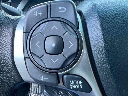 Used 2012 Toyota Camry SE FWD image 19