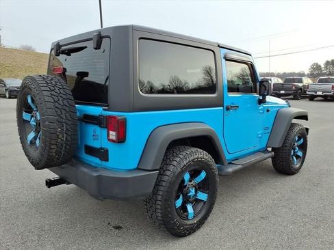 Used 2018 Jeep Wrangler Sport image 4
