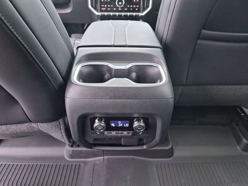 New 2026 GMC Acadia Denali AWD/4WD image 34