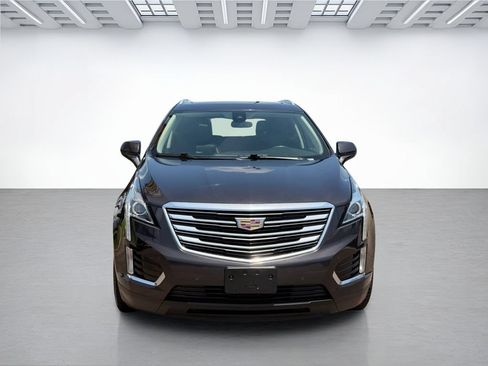 Used 2019 Cadillac XT5 Luxury FWD image 2
