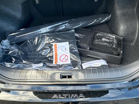 New 2026 Nissan Altima 2.5 SV w/ SV Premium Package image 17