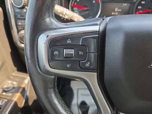 Used 2019 Chevrolet Silverado 1500 LT Trail Boss w/ Convenience Package AWD/4WD image 18