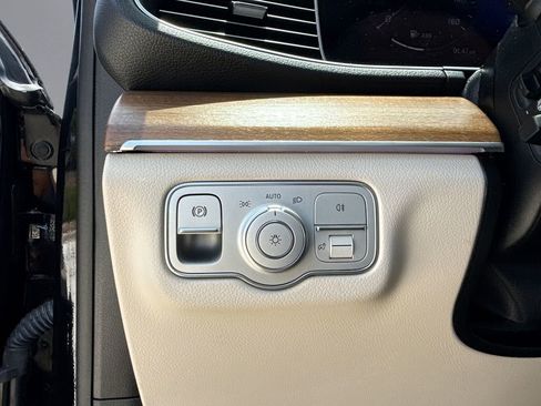 Used 2024 Mercedes-Benz GLE 350 4MATIC image 28