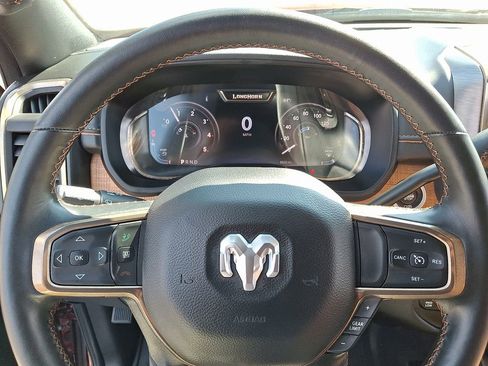 Used 2024 RAM 2500 Limited image 19