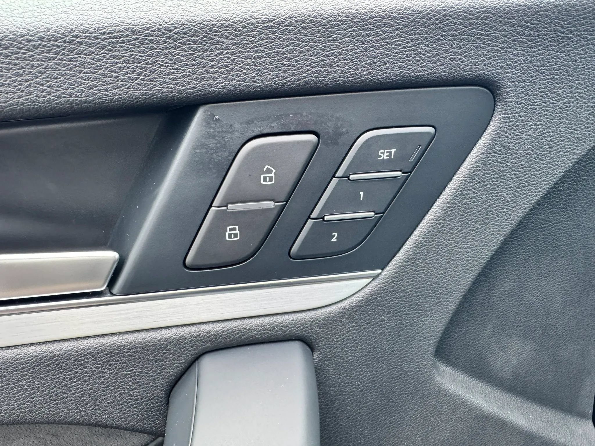 Used 2021 Audi SQ5 Premium Plus AWD/4WD image 23