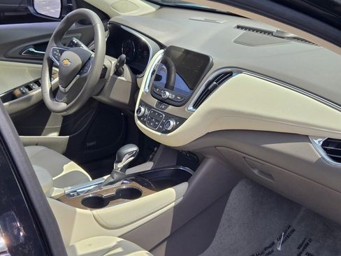 Used 2024 Chevrolet Malibu LT image 8