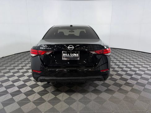 Used 2025 Nissan Sentra SV FWD image 9