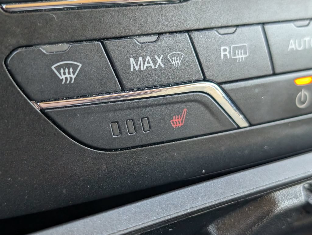 Used 2020 Ford Edge SEL w/ Convenience Package FWD image 20