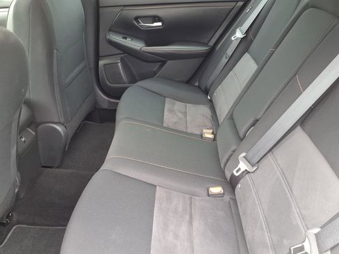 Used 2023 Nissan Sentra SR w/ Trunk Package image 11