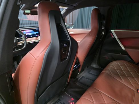 Used 2023 BMW iX M60 AWD/4WD image 30