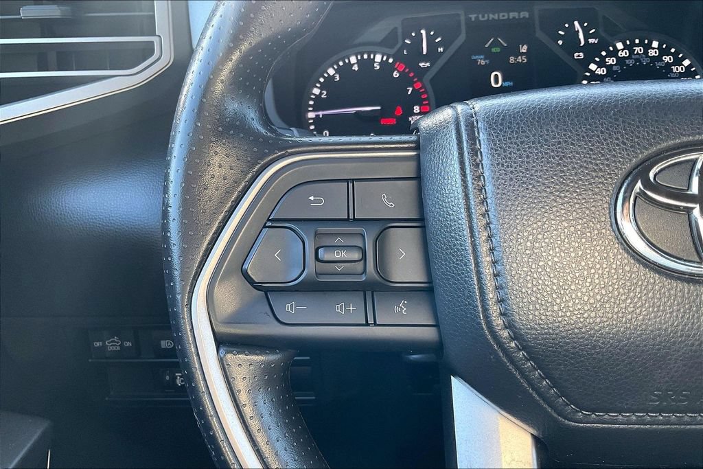 Used 2025 Toyota Tundra SR5 w/ SR5 Convenience Package AWD/4WD image 14