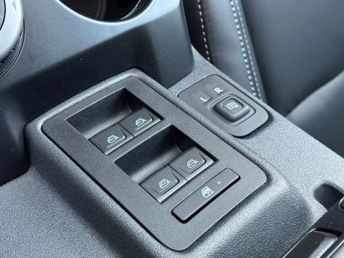 New 2025 Ford Bronco Outer Banks image 22