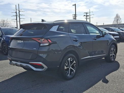 Used 2023 Kia Sportage EX image 4