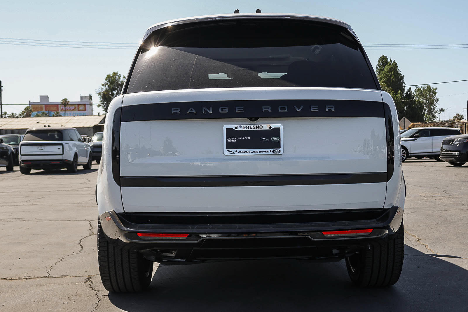 New 2026 Land Rover Range Rover SE AWD/4WD image 6
