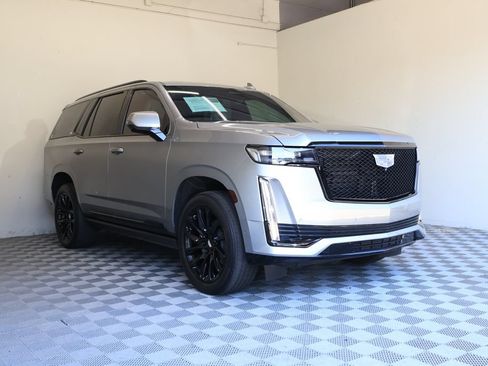 Used 2023 Cadillac Escalade Sport w/ LPO, ONYX Package AWD/4WD image 6