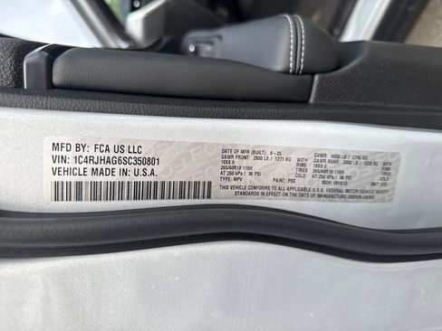 New 2025 Jeep Grand Cherokee Laredo X w/ Trailer Tow Package image 26