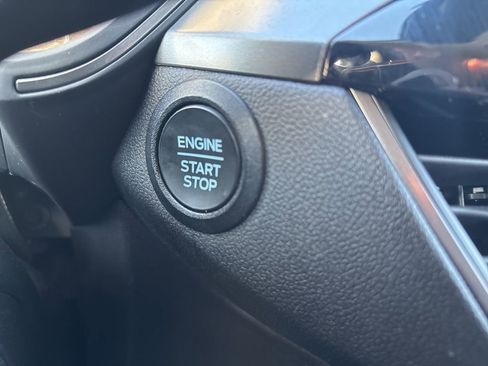 Used 2023 Ford Escape Active image 25