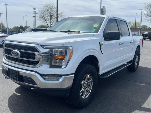 Used 2021 Ford F150 XLT w/ Equipment Group 302A High AWD/4WD image 14