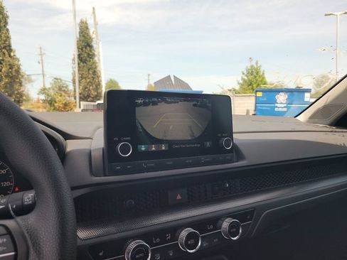 Used 2025 Honda CR-V EX image 18