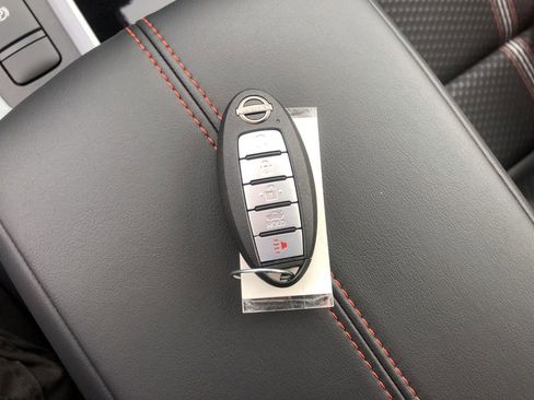 Certified 2025 Nissan Altima 2.5 SR image 28