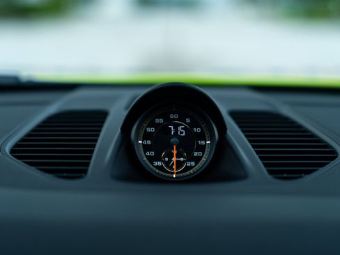 Used 2018 Porsche 911 GT3 RWD image 8