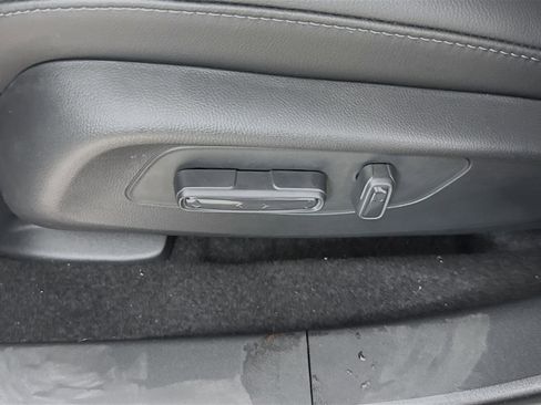 New 2026 Honda HR-V EX-L image 22