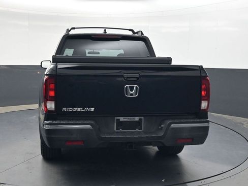 Used 2017 Honda Ridgeline Sport image 5