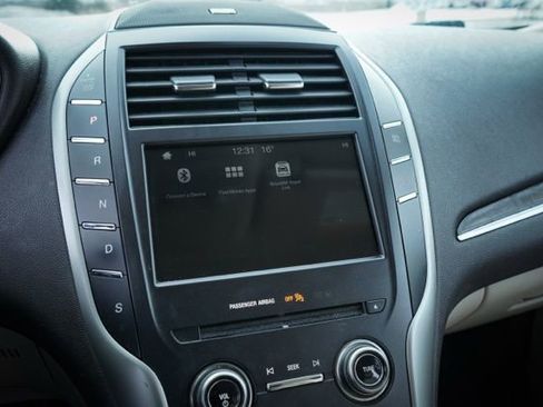 Used 2019 Lincoln MKC Reserve w/ MKC Climate Package image 24