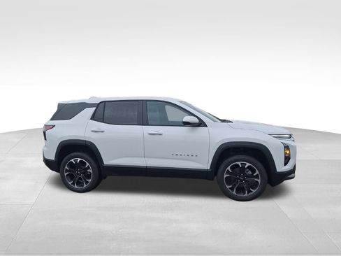 New 2026 Chevrolet Equinox LT w/ Convenience Package II image 6