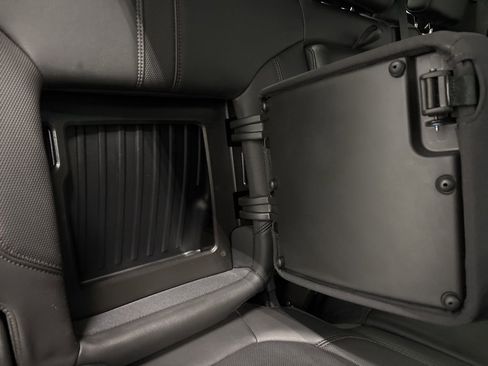 Used 2022 Chevrolet Silverado 3500 High Country w/ Z71 Off-Road Package image 32