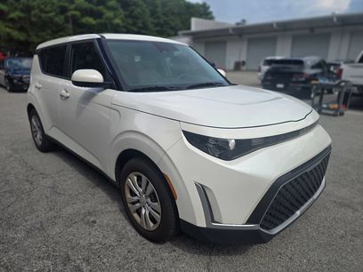 Used 2024 Kia Soul LX