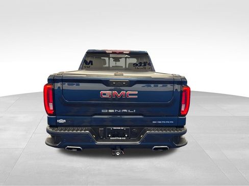 Used 2022 GMC Sierra 1500 Denali AWD/4WD image 4