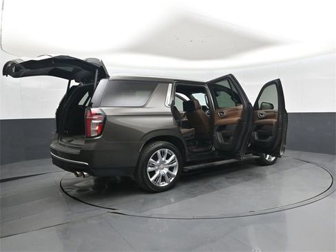 Used 2021 Chevrolet Tahoe High Country image 50