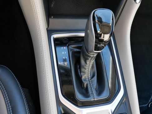 Used 2024 Subaru Forester Limited w/ Convenience Package image 24