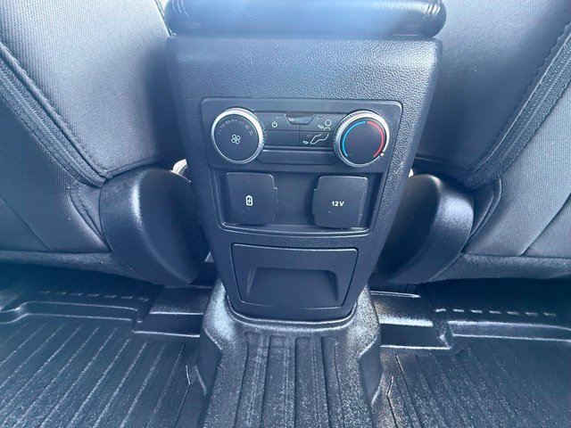 Used 2022 Ford Explorer XLT w/ Class IV Trailer Tow Package AWD/4WD image 21