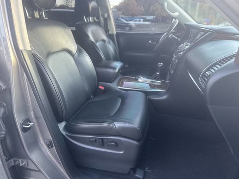 Used 2017 INFINITI QX80 2WD w/ Driver Assistance Package image 24