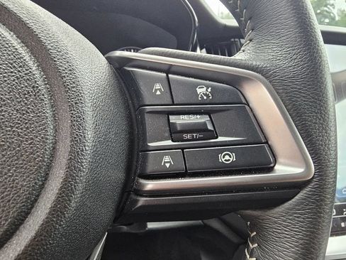 Used 2025 Subaru Outback Premium AWD/4WD image 25