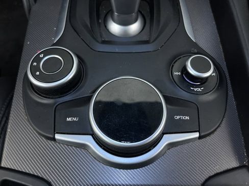 Used 2018 Alfa Romeo Giulia Ti Sport w/ Quick Order Package 22S Sport image 22