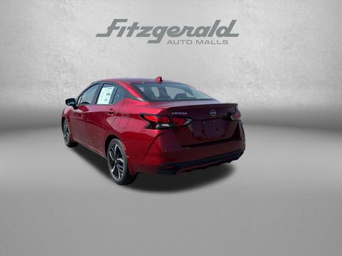 New 2025 Nissan Versa SR FWD image 5