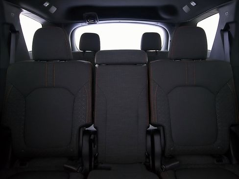 Certified 2025 Honda Pilot Sport image 15